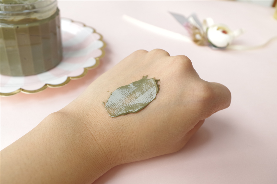 肌肤清透的秘密，就是绿豆火山泥面膜