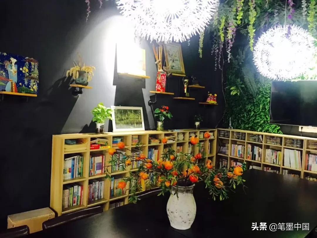 笔墨中国硬笔作品集,睢宁县向日葵画室