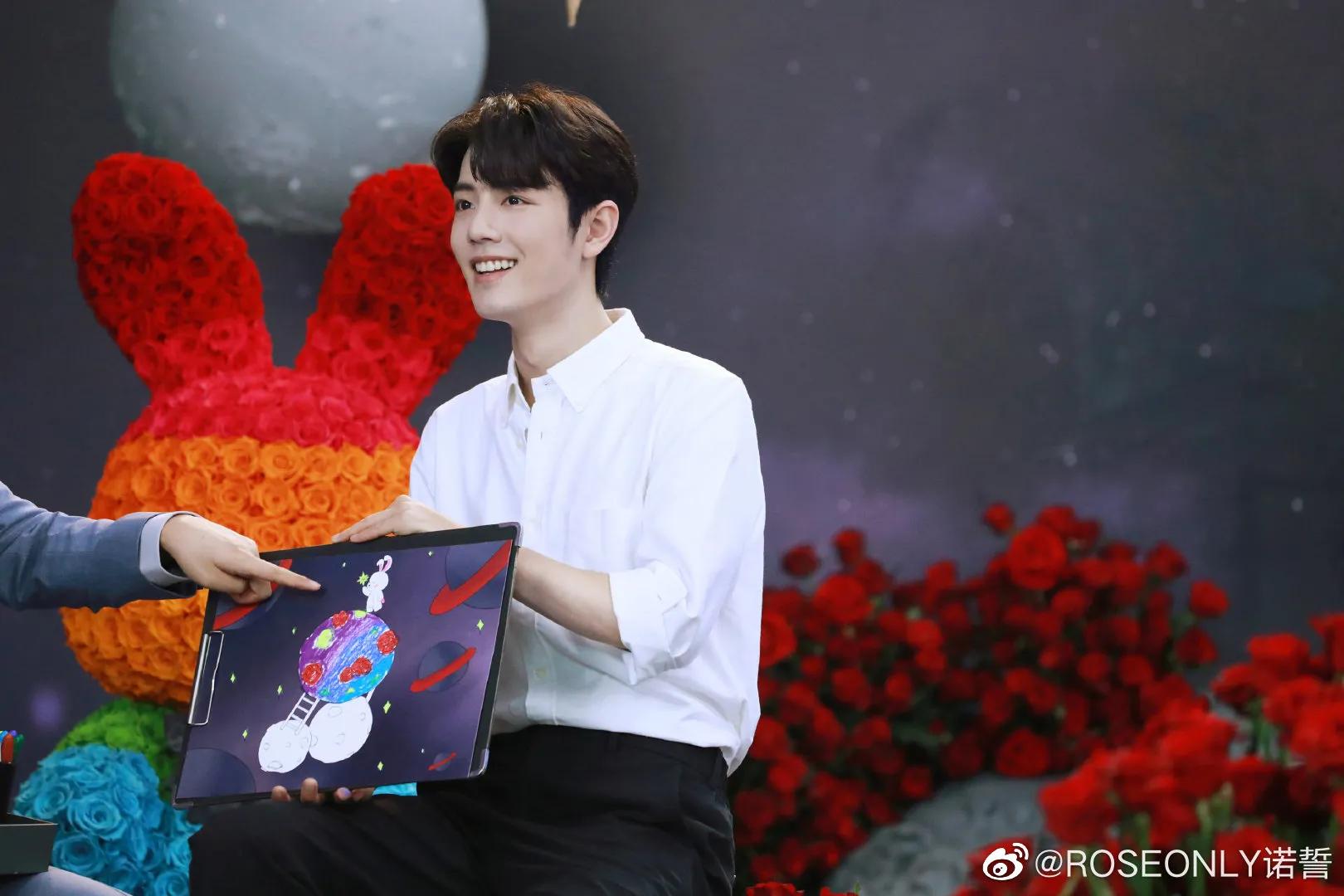 肖战代言#ROSEONLY新品上市#,存图