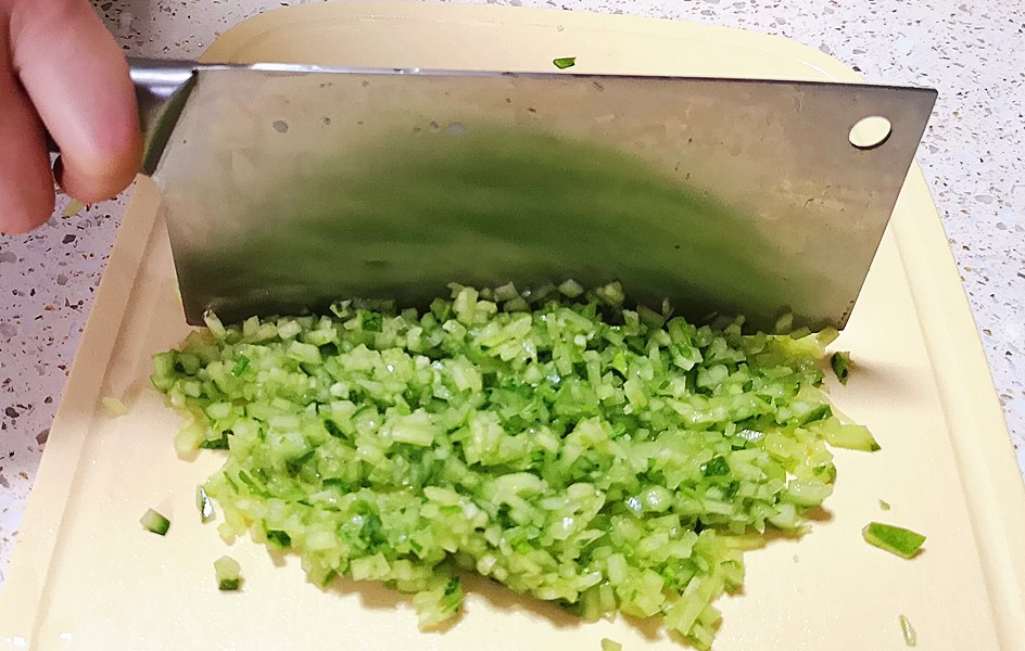 豆角和什么菜包饺子好吃,夏天用它包饺子比韭菜豆角鲜