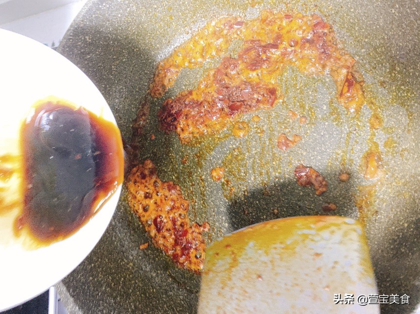 好吃的花甲粉丝煲花甲汤,冬日暖胃还美味的香锅花甲粉丝煲