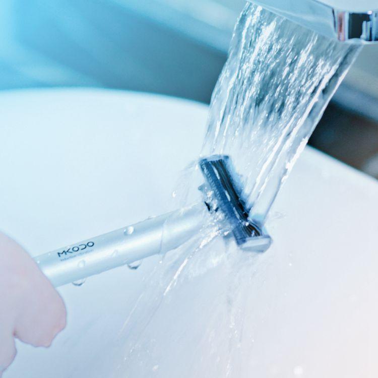 剃须革命手动剃须,剃须一体的剃须刀