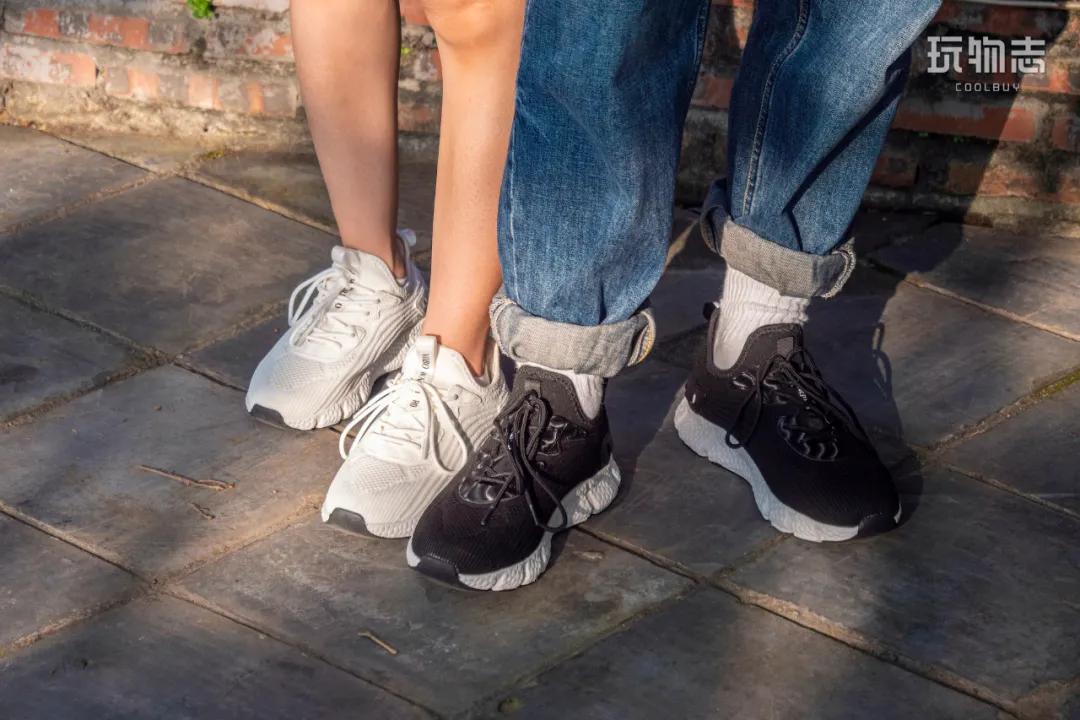 磁力按摩防水鞋,用强磁铁做摇步器