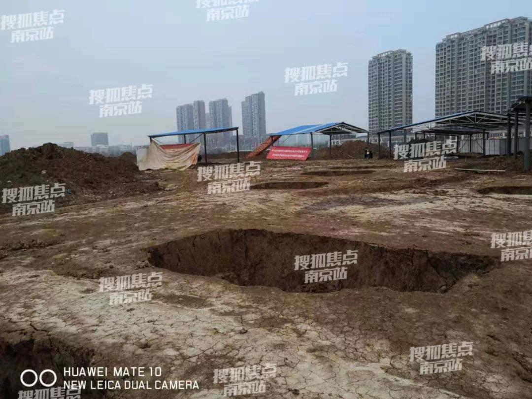 鍗椾含鏉挎ˉ宸ュ湴鍙ゅ,鍛ㄥ彛浜屾澘妗ュ彂鐜颁簡鍙ゅ