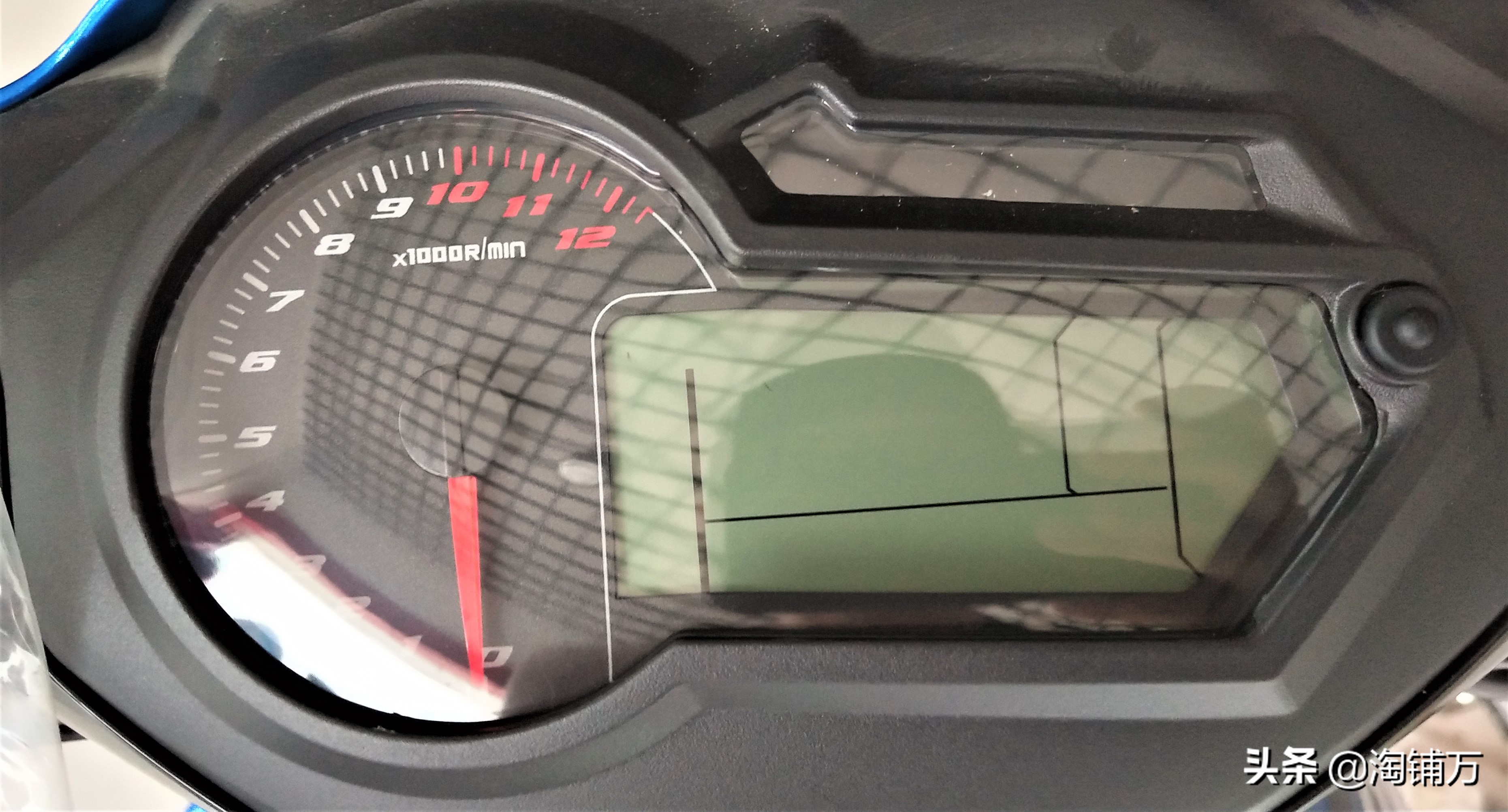 贝纳利弯梁rfs150i上海蓝牌,贝纳利弯梁rfs150i改装中间储物箱