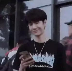 粗腿显瘦裤子加绒加厚200斤,比较适合粗腿的裤子