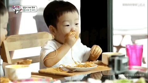 对付不爱喝水的宝宝,家有不爱吃饭的宝宝可以试试