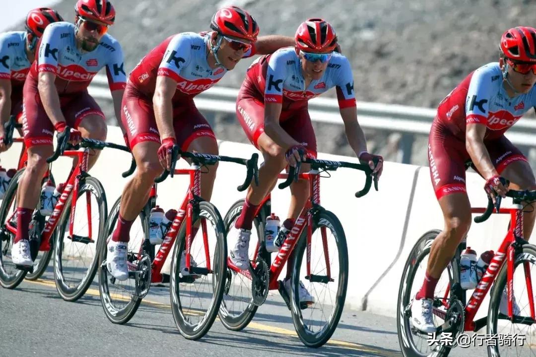 骑车是不是要穿运动鞋,为什么骑车需要专用鞋子