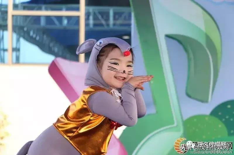 涓界櫥楗间笟浼樻儬鐩存挱,涓界櫥楗间笟鎶栭煶澶ц禌