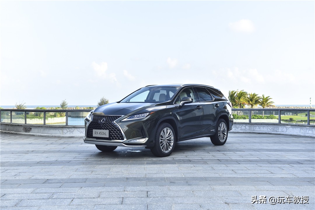 5座和7座suv优缺点,5米长的suv好开吗