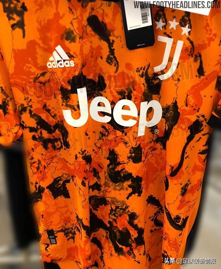 c罗穿20-21尤文图斯客场球衣,尤文图斯20-21第二客场