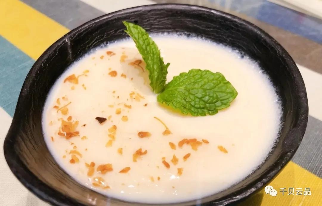 排队半个小时只为吃上一口鳗鱼饭,排队都吃不上的私房菜