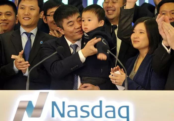 首富榜的年轻富豪们，爱情也这么甜！