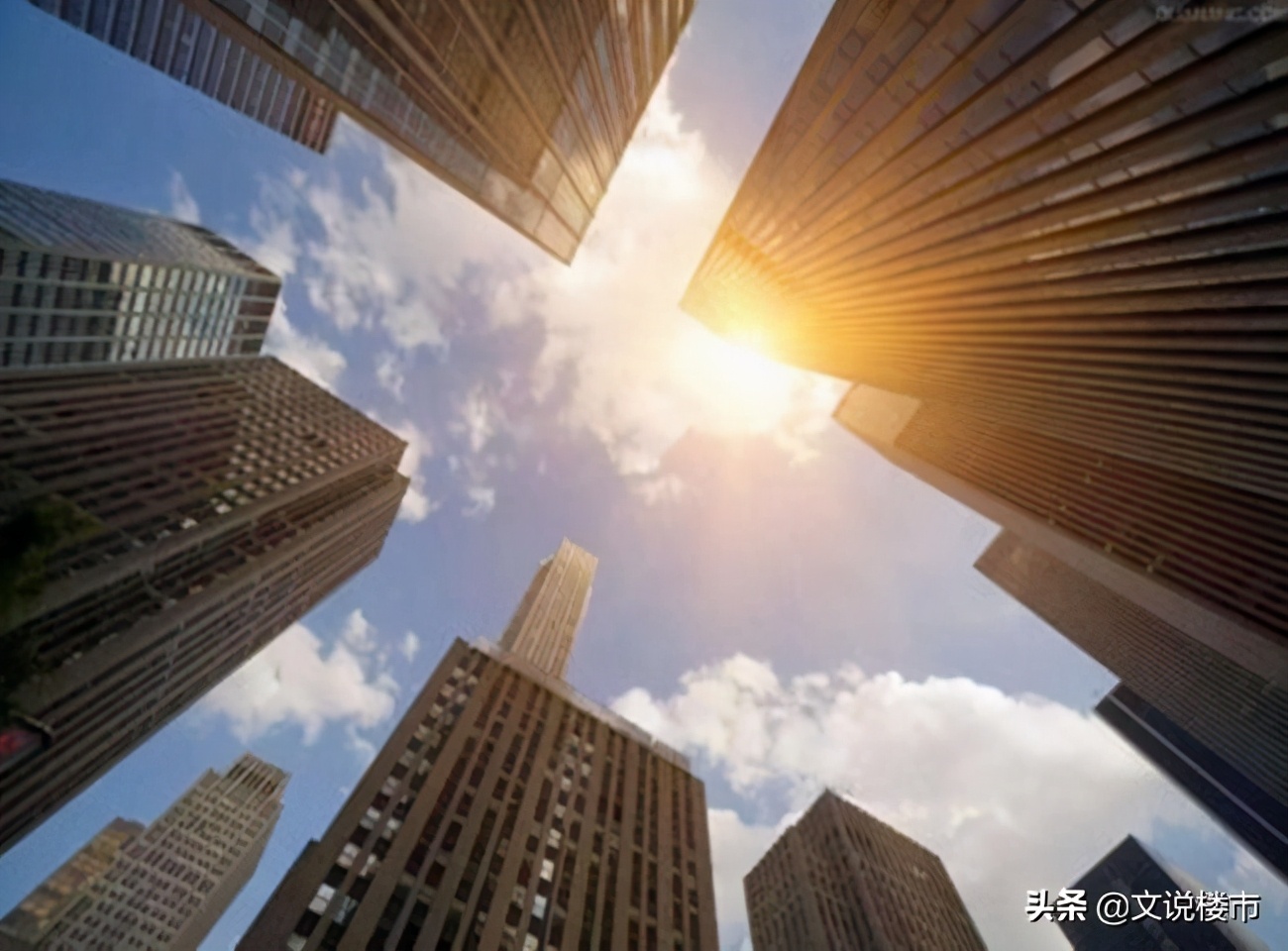 十年后房价会大幅下跌吗,十年后房价大概会涨多少