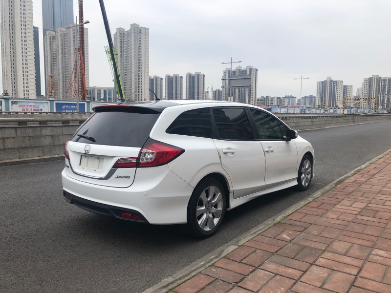 本田杰德1.8评测视频,本田杰德1.8豪华版全长多少