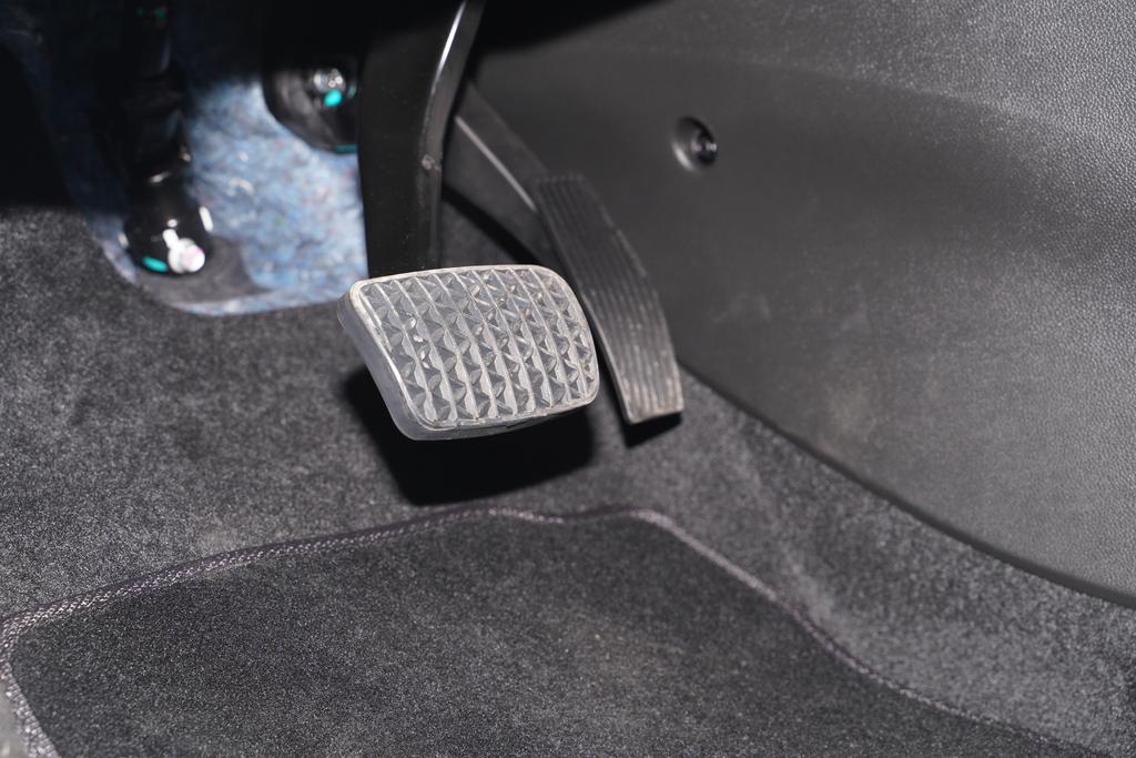 威朗底盘通过性,威朗底盘解析