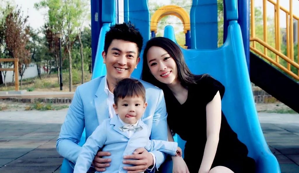 年下男为啥喜欢大龄女,大龄男女的真实感觉