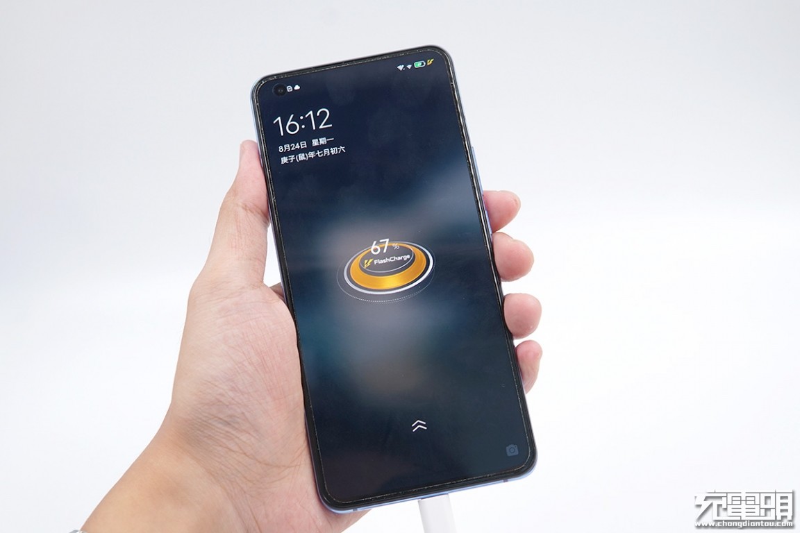 vivoiqooneo5充电,iqoo5支持66w快充