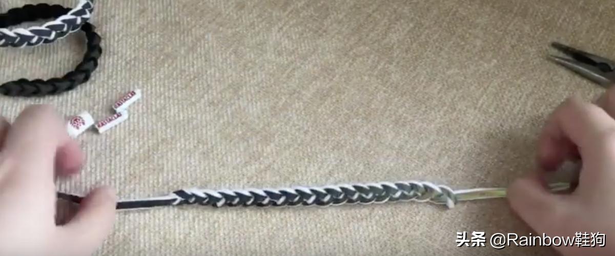 小狮子手链编织教程没有鞋带 (rastaclat手链编织教程)