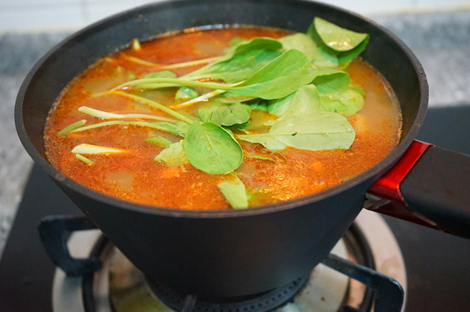 李子柒家月销95万的螺蛳粉，在家就能轻松搞定，好吃到流泪！