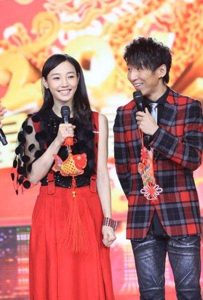 陈羽凡高清照片,陈羽凡踢球