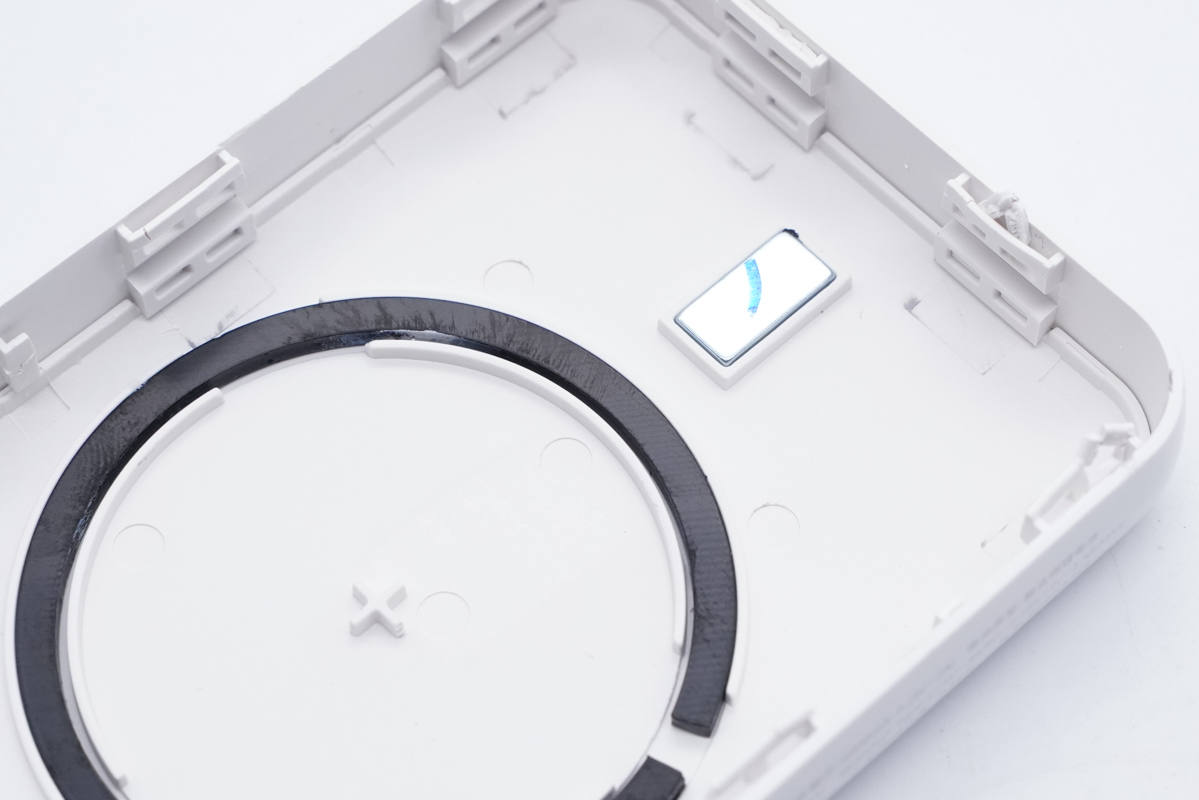 磁吸无线快充充电宝测评,40w超级快充充电宝拆解