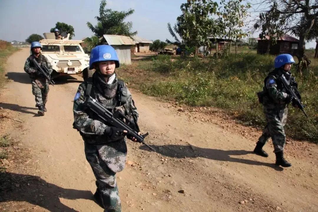 姑娘来当兵完整视频,姑娘我要去当兵了歌曲原唱