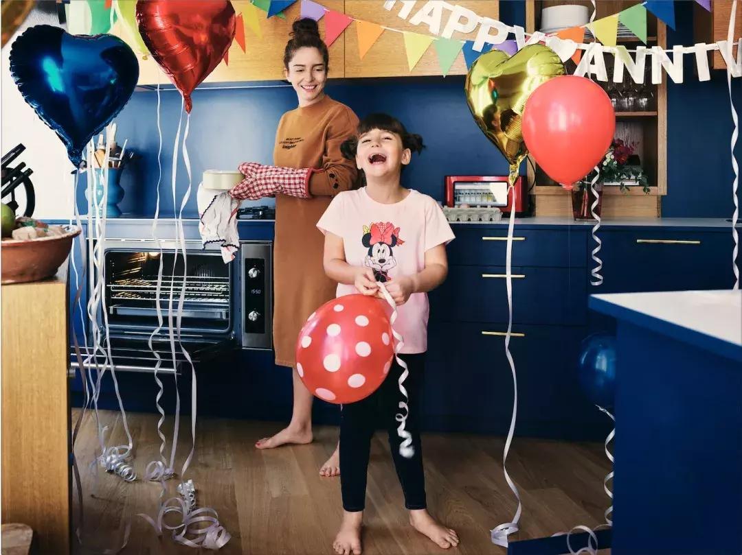 优衣库最近动漫联名,优衣库联名marimekko蓝色裙子