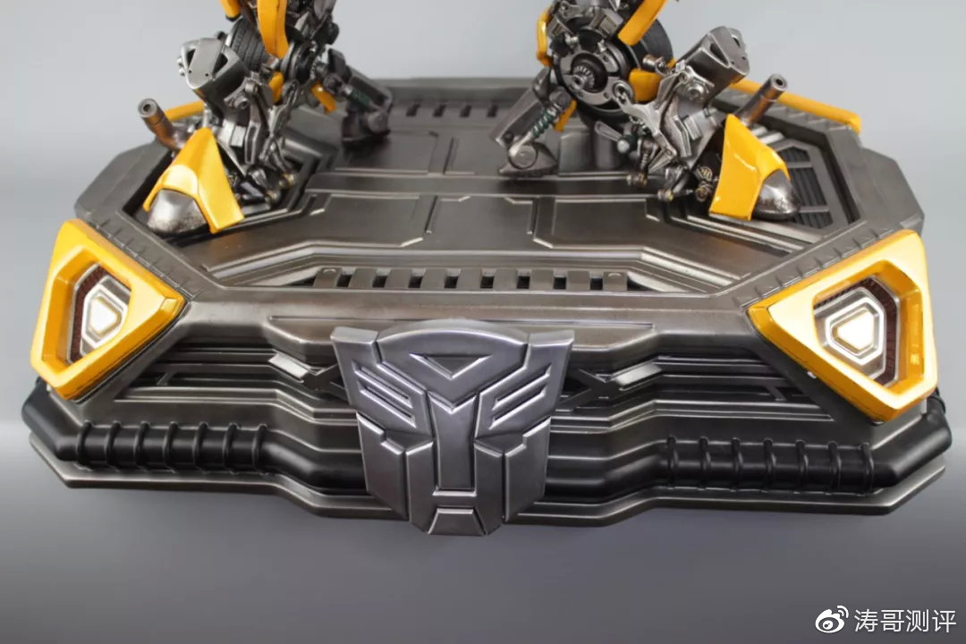 开箱价值1万的新年礼物,10000元以上的大黄蜂模型