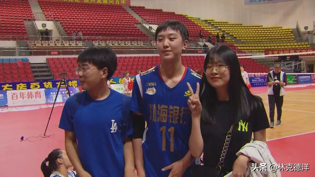 因“左”得福:从右改左的她在新的位置更令人期待