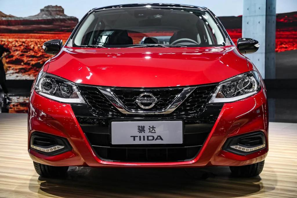 大众高尔夫对比骐达,高尔夫飞度纠结买哪个