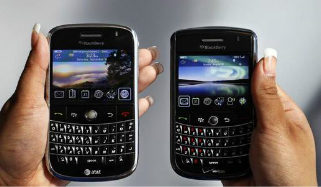 黑莓手机兴衰史,黑莓手机和苹果手机竞争史