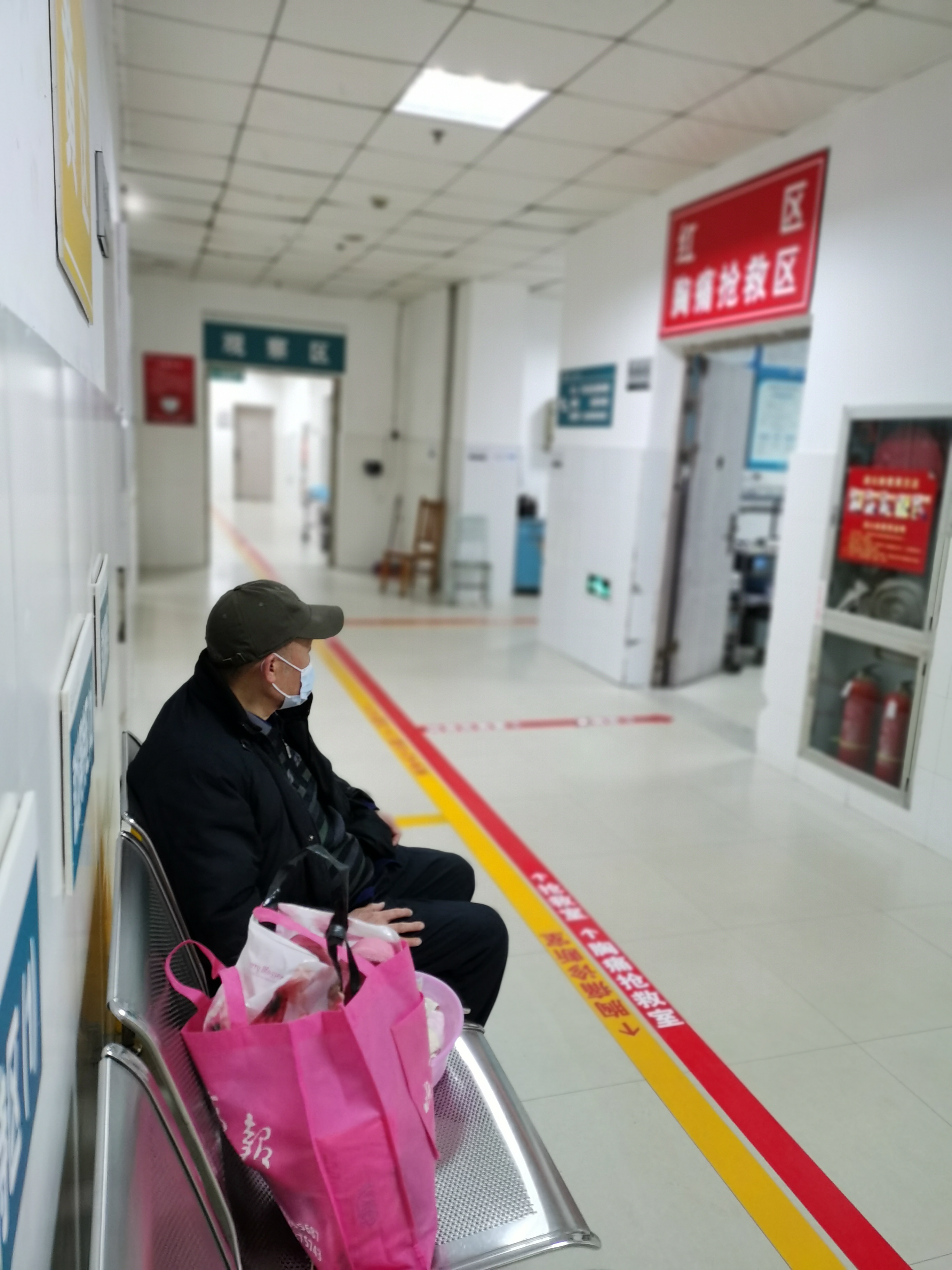 绵竹：普通的急诊故事 不平凡的人生感悟