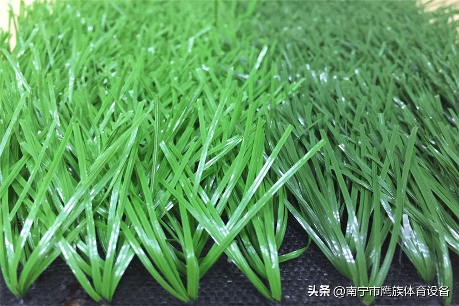 建足球场人造草坪,足球场一般是人工草还是天然草