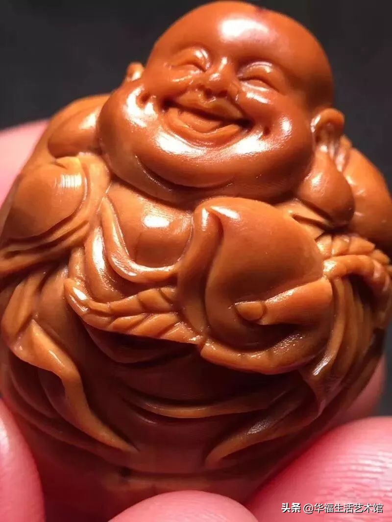 一串好的橄榄核雕如何选择颜色呢,想玩橄榄核雕你需要先了解这些