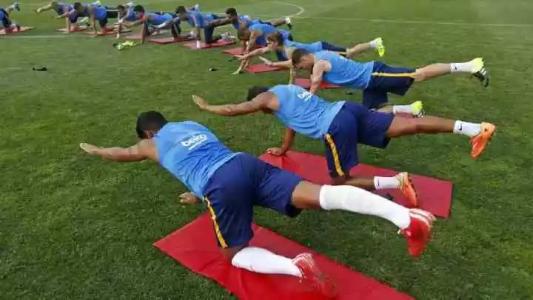 女性左侧腹股沟疼痛拉伤症状,腹股沟肌腱拉伤最快恢复方法