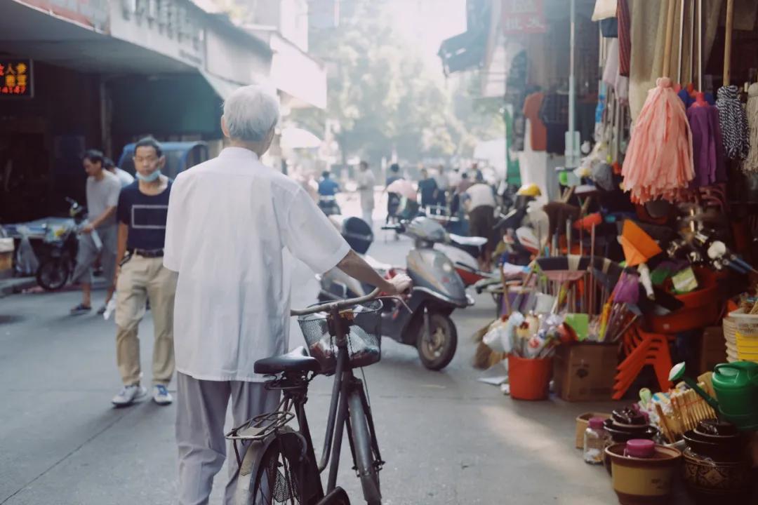 每顿人均20块，坐高铁来这座浙西小县城吃个过瘾