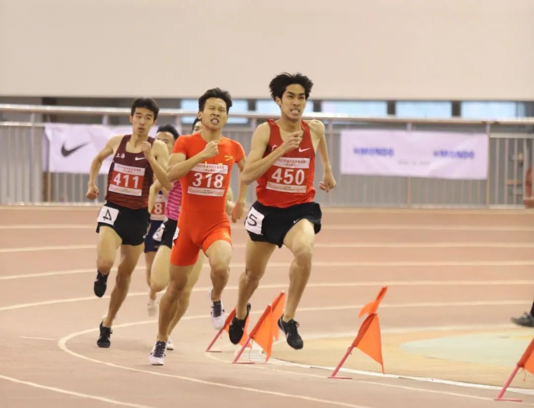 中学1500米跑步标准成绩,怎样提高1500米速度和耐力