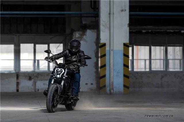 贝纳利502c大魔鬼骑行,大魔鬼贝纳利502c改装