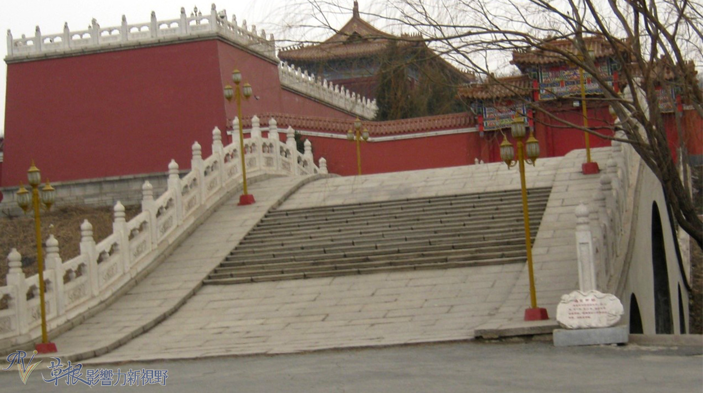 鞍山玉佛苑风景区,东北鞍山玉佛苑
