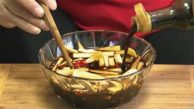 大白萝卜腌咸菜怎么腌好吃呢,白萝卜腌制咸菜好吃的简单做法