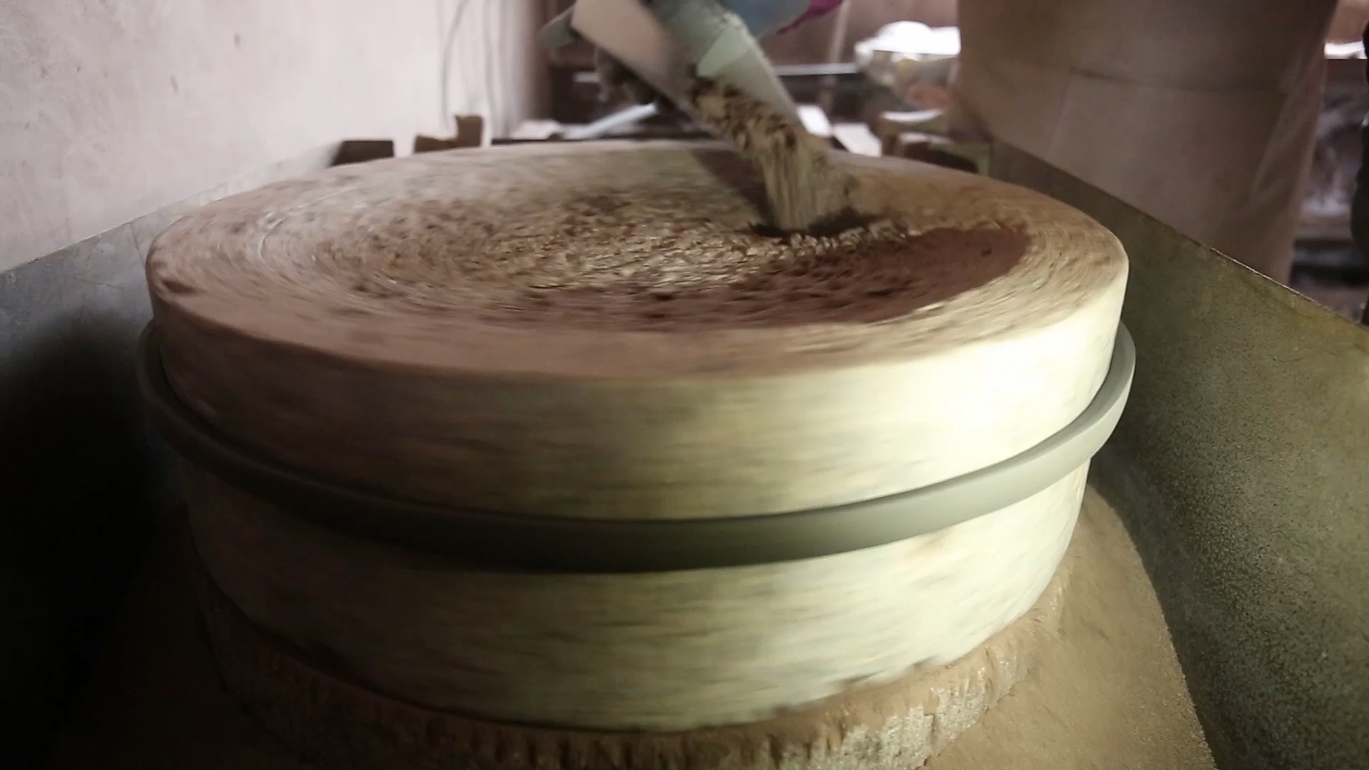 纯泥和拼配泥的区别,清水泥是什么泥料