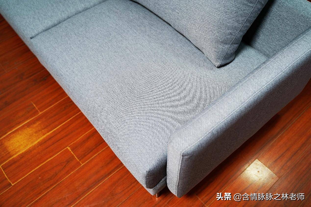 小居室沙发如何选，8HClean抗菌时尚布艺沙发