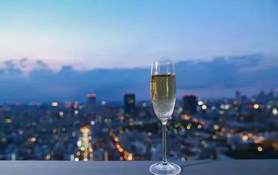 十七年老店特色餐饮,正宗红豆焖罐面