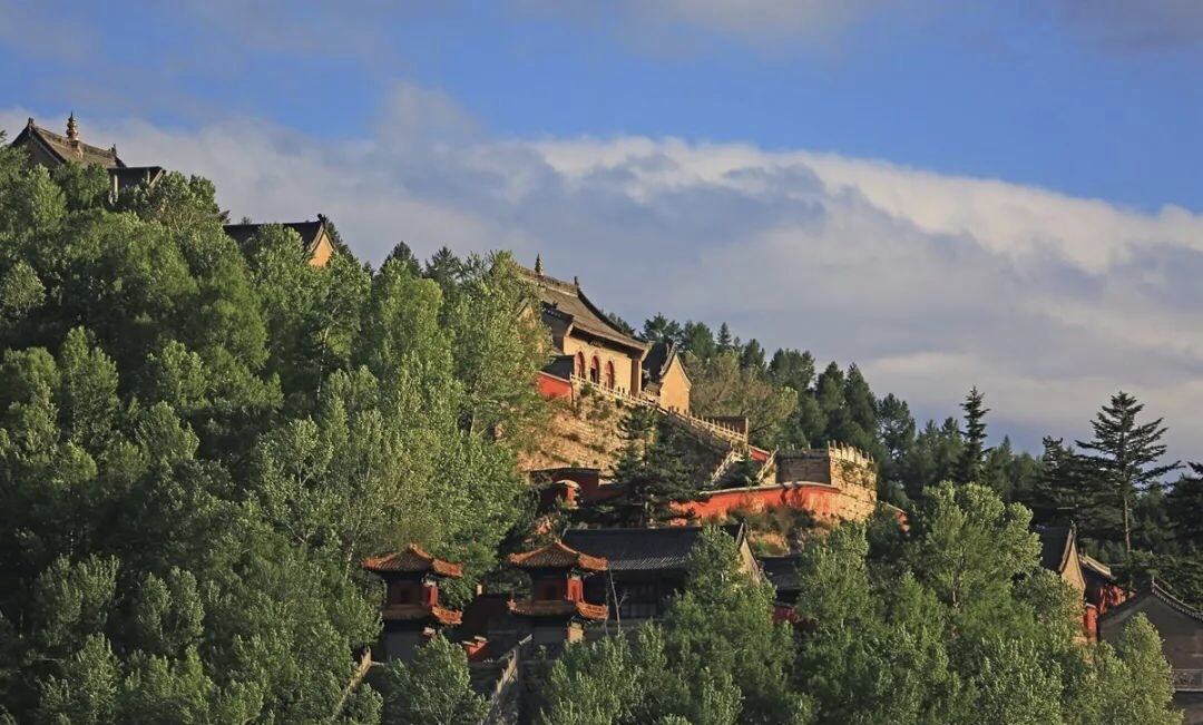 每次来五台山都是不一样的感受,有人说一生一定要来一次五台山