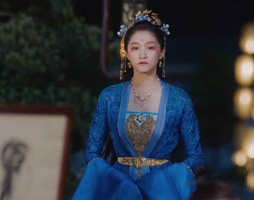 关晓彤我就是这般女子杀青照片,我就是这般女子关晓彤出席