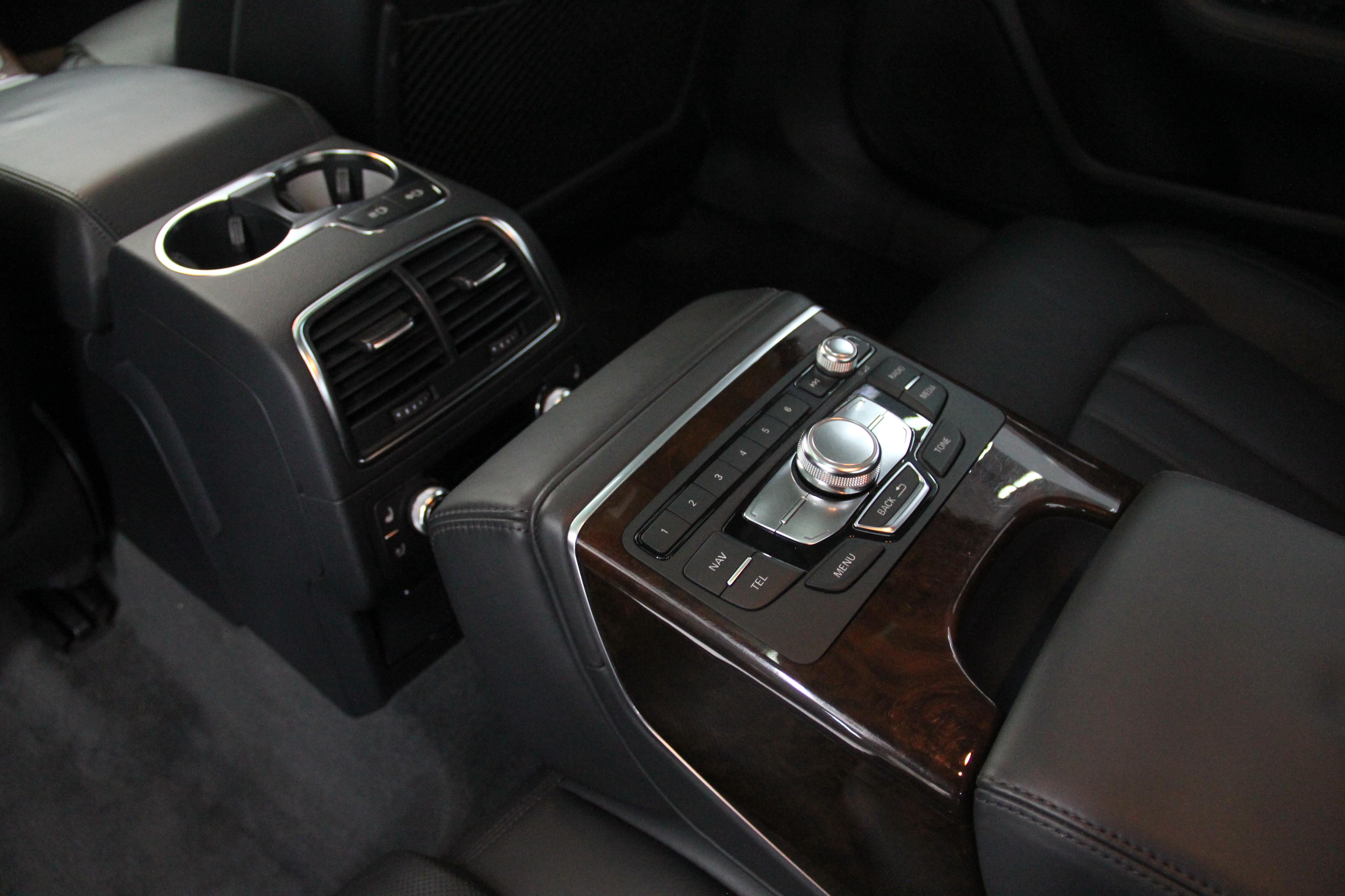 24款奥迪a6l值得入手吗,18年奥迪a62.0t的大马力的多少钱