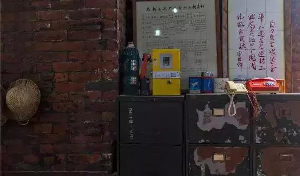 启新1889老而不衰,旧物的工业风时尚正流行