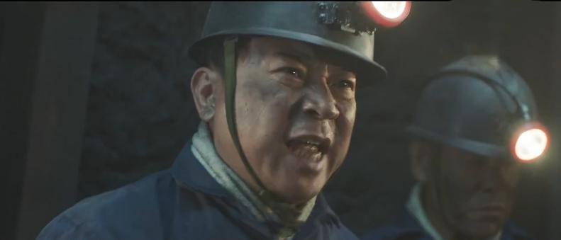 唐山大地震生还矿工,700米地下矿难真实救援视频