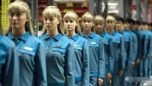 令人惊讶的新型机器人亮相,震惊智能机器人